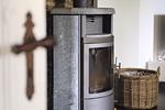 Kaminofen im Wohnzimmer - Ferienwohnung Villa Wagersrott - Top-Hundeurlaub