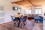 Wohn-/Essbereich - Ferienwohnung Teve im Reethus Mühlenlund - Top-Hundeurlaub