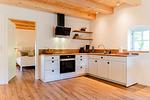 Vollausgestattete Küchenzeile - Ferienwohnung Hanna im Reethus Mühlenlund - Top-Hundeurlaub
