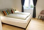 Schlafzimmer zur Gartenseite - Ferienhaus Landliv Huus - Top-Hundeurlaub