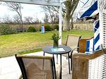 Terrasse mit Blick in den Garten (Herbst/Winter) - Ferienhaus Landliv Huus - Top-Hundeurlaub