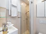 Badezimmer - City Blick - Top-Hundeurlaub
