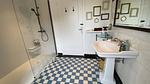 Badezimmer - Ferienhaus für 6 Personen (120 m²) in Puy-l'Évêque - Top-Hundeurlaub