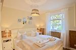 Schlafzimmer - Villa Strandblick 4 - Top-Hundeurlaub