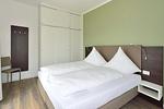 Schlafzimmer mit Doppelbett - Aparthotel Anna Düne 2-39 - Top-Hundeurlaub