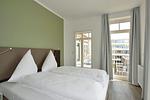 Schlafzimmer mit Doppelbett - Aparthotel Anna Düne 2-39 - Top-Hundeurlaub