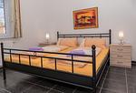 Schlafzimmer - Clematis I - Top-Hundeurlaub