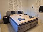 Schlafzimmer - Feldblick - Top-Hundeurlaub