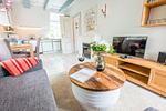 Wohnzimmer - Haderslebener Strasse 33b - Top-Hundeurlaub