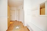Flur mit Sitzbank - Wohnung 03 - Top-Hundeurlaub
