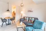 Deichlodge, Lodge.vier, Wohnzimmer - Ferienwohnung deichlodge, lodge.vier - Top-Hundeurlaub