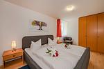 Schlafzimmer - Ferienwohnung Waldhaus 4.1 mit Terrasse und Grillmöglichkeit - Hunde sind willkommen - Top-Hundeurlaub
