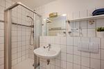 Badezimmer - Ferienwohnung Waldhaus 4.1 mit Terrasse und Grillmöglichkeit - Hunde sind willkommen - Top-Hundeurlaub