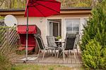 Fassade / Eingang - Ferienwohnung Waldhaus 4.1 mit Terrasse und Grillmöglichkeit - Hunde sind willkommen - Top-Hundeurlaub