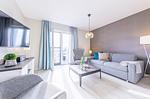 Ferienwohnung Boddenglück Ostseebad Wustrow ZweiWasser Alte Seefahrtschule Lichtdurchflutetes Wohnzimmer - Boddenglück - Top-Hundeurlaub