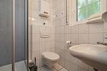 Ferienhaus Waldblick am Plauer See Bad mit Dusche - Waldblick - Top-Hundeurlaub
