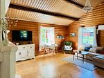 Wohnzimmer - Haus Sommerlycka - Top-Hundeurlaub