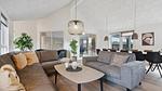 living-dining-room - Ferienhaus für 26 Personen (340 m²) - Top-Hundeurlaub