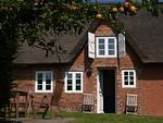 Hauptansicht - Ferienhaus auf der kleinen Gaarde Ockholm - Top-Hundeurlaub