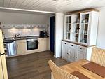 Küche / Küchenzeile - Ferienwohnung Strandkrabbe Ockholm - Top-Hundeurlaub