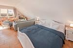 Schlafzimmer - Ferienwohnung Thurbruch mit Sonnenterrasse, ruhig gelegen und perfekt für 4 Personen. - Top-Hundeurlaub