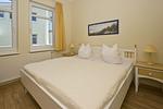 Schlafzimmer - FeWo46: Balkon, Sauna, Schwimmbad - Top-Hundeurlaub