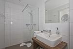 Badezimmer - FW63:Terr.,Meerblick,Sauna,Schwimmbad - Top-Hundeurlaub