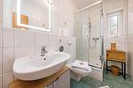 Badezimmer - Strandferienwohnung Trixi 2 - Top-Hundeurlaub