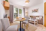 Wohnzimmer - Strandferienwohnung Trixi 2 - Top-Hundeurlaub