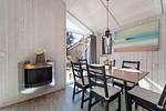 Essbereich mit Kamin - Ferienhaus 02a - Top-Hundeurlaub