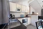 Küchenbereich mit Backofen - Ferienhaus 02a - Top-Hundeurlaub