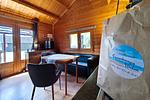 Herzlicher Willkommensgruß auf dem Esstisch für Ihren Ostseeurlaub - Ferienwohnung Reimann - Top-Hundeurlaub