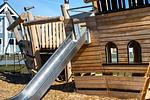 Spielanlage - Ferienwohnung Nordseeresort 19b Fischers Koje Büsum - Top-Hundeurlaub