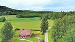Luftaufnahme des Hus Gillberga in der Natur Värmlands - Hus Gillberga - Top-Hundeurlaub
