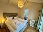 Schlafzimmer - Morgenlicht (OG, Nr. 10a) - Top-Hundeurlaub