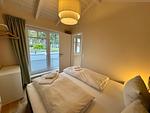 Schlafzimmer - Morgenlicht (OG, Nr. 10a) - Top-Hundeurlaub