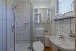 Tageslichtbad mit Dusche - Hafenhaus Unterwasserwelt - Top-Hundeurlaub