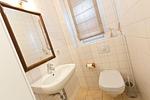 sep. Toilette im Erdgeschoß - Ferienhaus Ahorn - Top-Hundeurlaub