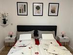 Schlafzimmer mit Doppelbett - WarenERleben - Top-Hundeurlaub