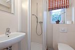 Duschbad im EG - Ferienhaus Buche - Top-Hundeurlaub