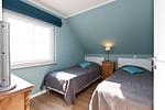 Schlafzimmer 3 im OG mit zwei Einzelbetten, - Ferienhaus Buche - Top-Hundeurlaub