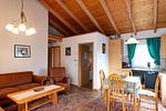 Esstisch und Platz für alle - Ferienhaus Jabel 26 - Top-Hundeurlaub