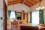 ein Fernseher ist auch da - Ferienhaus Jabel 26 - Top-Hundeurlaub