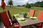 gemütliches Sitzen auf der Terrasse mit Weitblick - Fair-Play App. 01 EG/L - Top-Hundeurlaub