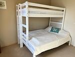 2. Schlafzimmer mit Etagenbett und Doppelbett unten - Fair-Play App. 01 EG/L - Top-Hundeurlaub