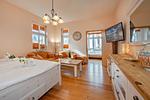 Wohnzimmer - Ferienwohnung Holtz 1 mit Grillplatz im Garten und Liegewiese - Hunde sind willkommen. - Top-Hundeurlaub
