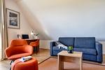 Wohnzimmer - Ferienwohnung Buntspecht 31 im Wreecher Idyll Rügen - Top-Hundeurlaub