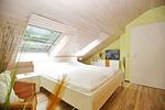 TV im zweiten Schlafzimmer - Haus 31b - Top-Hundeurlaub