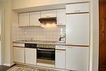 Küchenzeile mit Backofen und Spülmaschine - Wohnung 02-1 - Top-Hundeurlaub