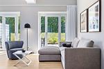 Wohn-Essbereich mit Couch - Strandresidenzen Binz-Prora V0.1 - Top-Hundeurlaub